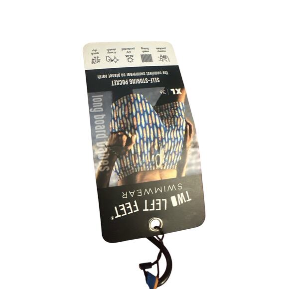 NWT Men XL 36 Two Left Feet Swimwear Self Storing Surf Trunks Long Board Babes - Picture 4 of 4